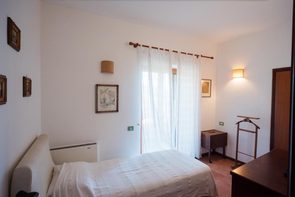 The Clock Houses Borgo Gallodoro Letojanni Exterior foto